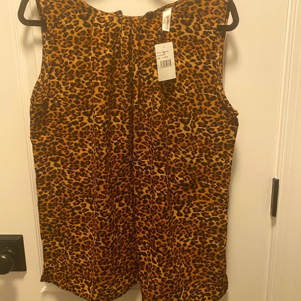 NWT Nordstrom Loveappella Leopard sleeveless blouse-xl